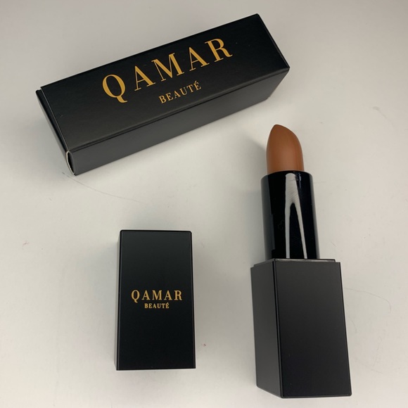 Lipstick - Picture 6 of 14